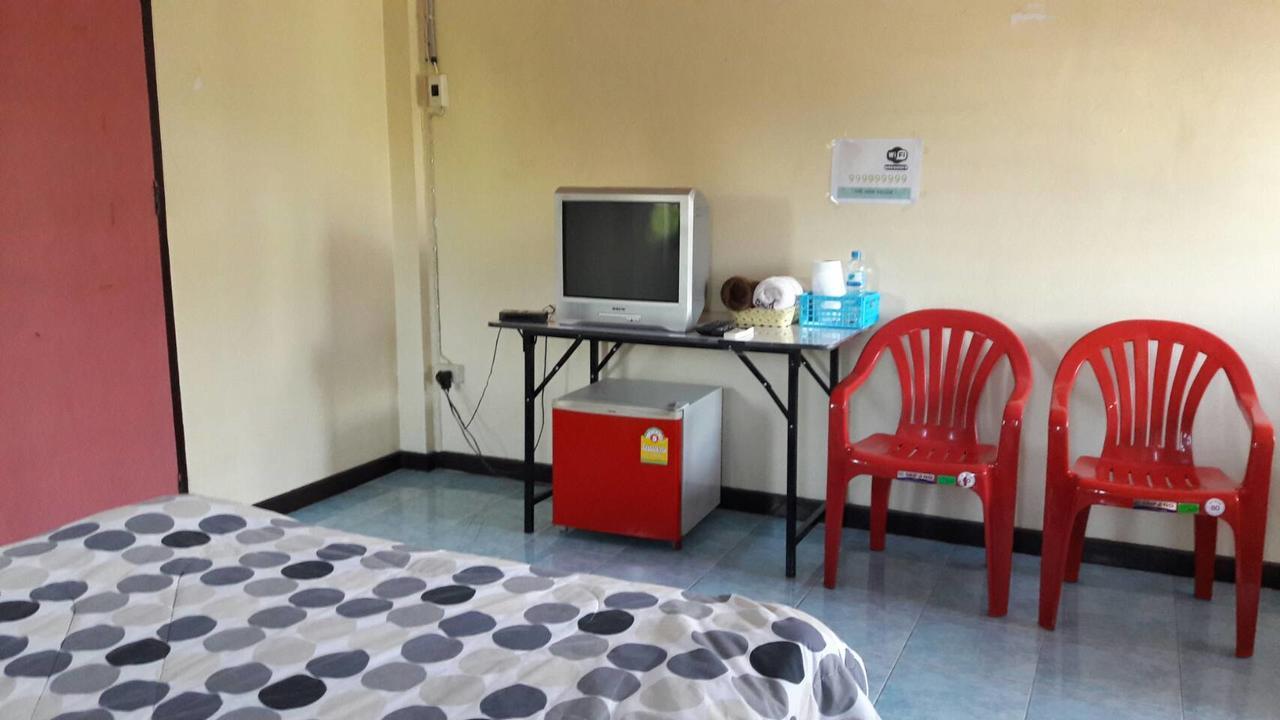 Hostel The Nine House Bangkok Zewnętrze zdjęcie